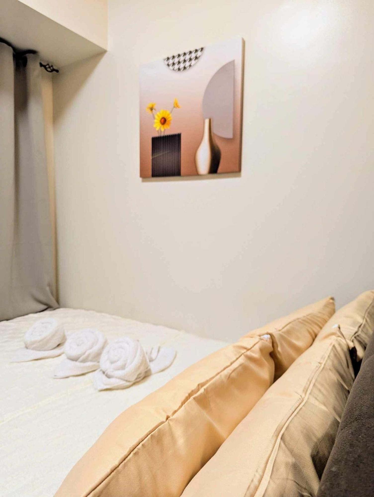 Wanderers Nest Air Residences Makati * Manila