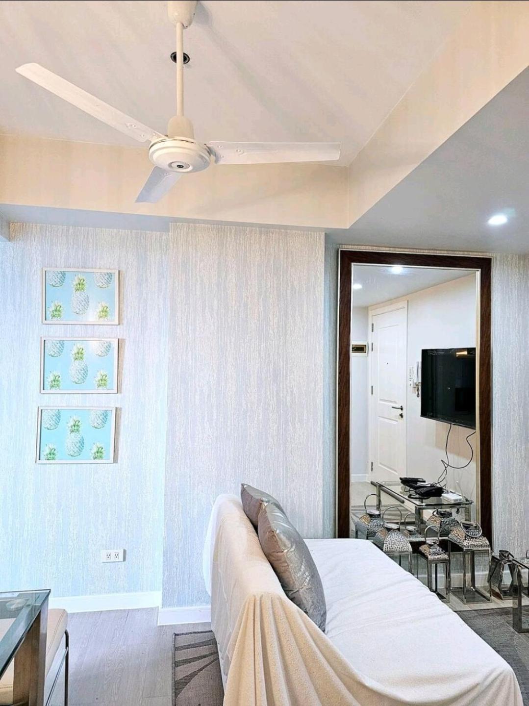 Azure Urban Residences,boracay Tower Model Unit * Taguig
