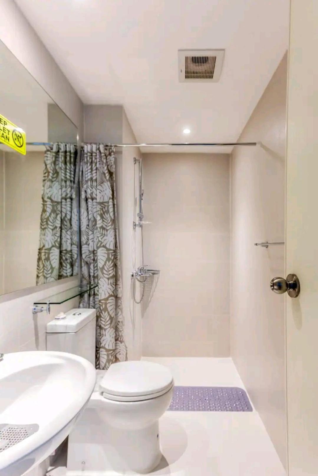 Azure Urban Residences,boracay Tower Model Unit Resort Taguig
