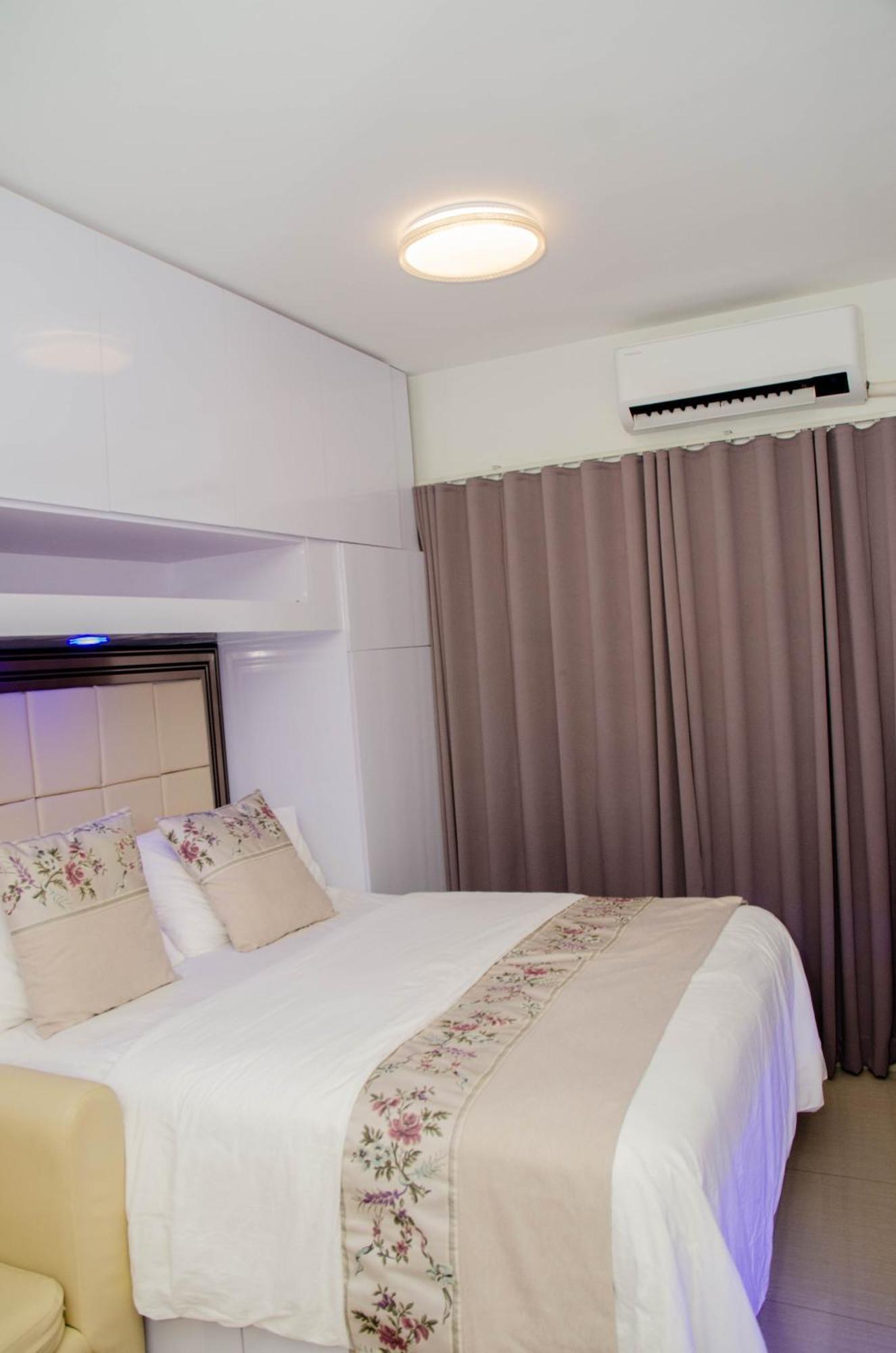 Aparthotel Stylish At Shore 2 Residences Near Moa & Airport *