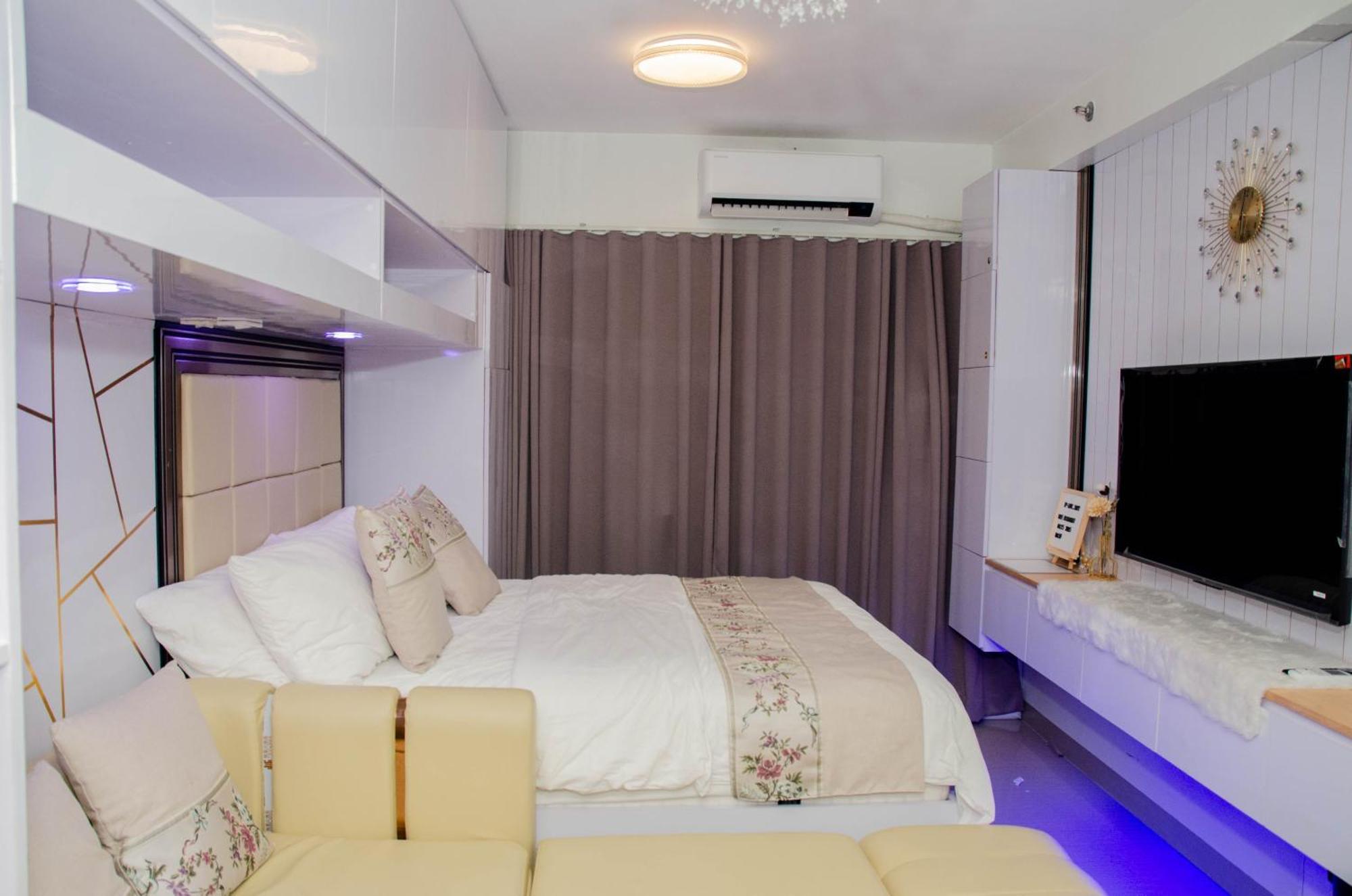 Stylish At Shore 2 Residences Near Moa & Airport Aparthotel Manila