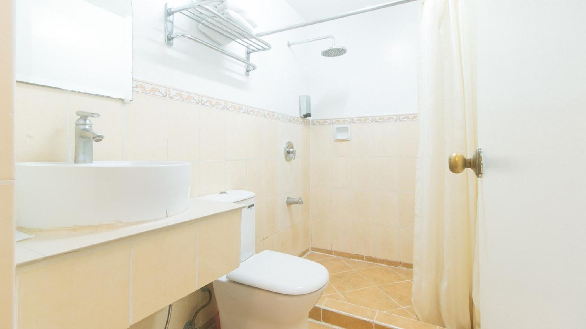 Comfy Kalaw By Reddoorz Hotel