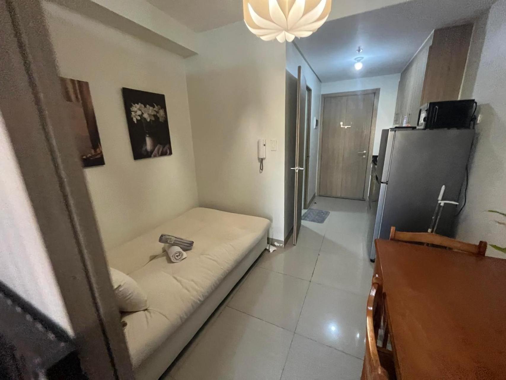 Shore 2 Beds With Balcony&fast Wifi Tv 4 Pax Moa Complex 834 Apartment