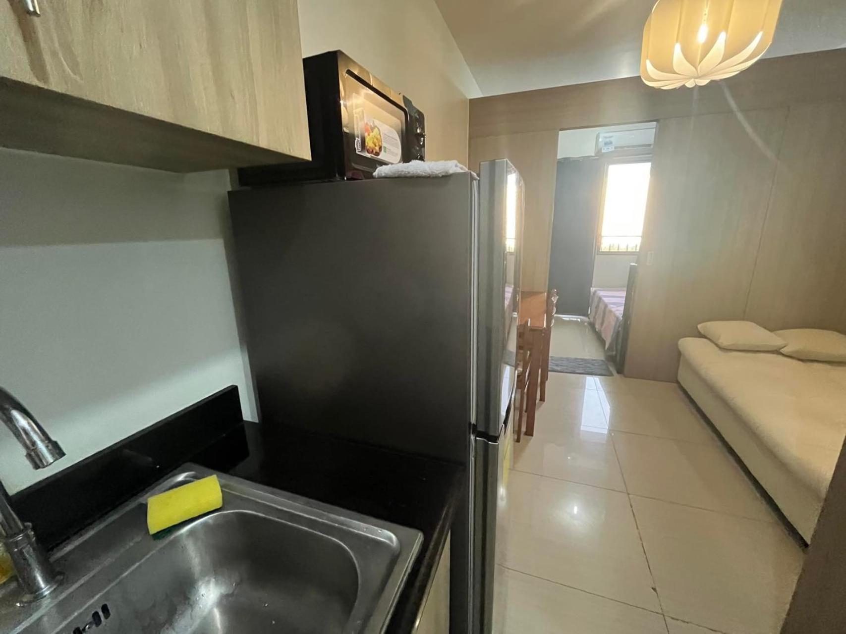 Shore 2 Beds With Balcony&fast Wifi Tv 4 Pax Moa Complex 834 * Manila