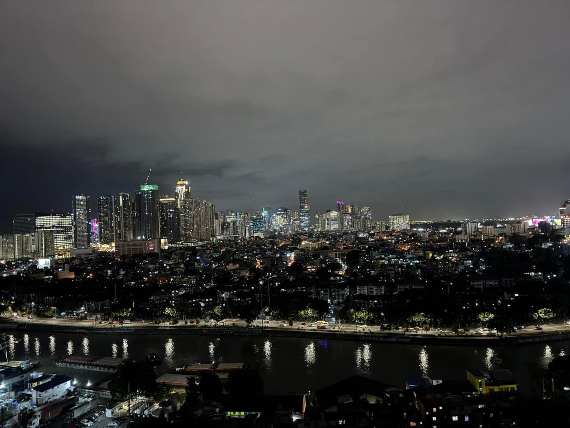 2br Tower3 Sunshine100 Pool Billiard 70 Inches Tv Karaoke Apartment Manila