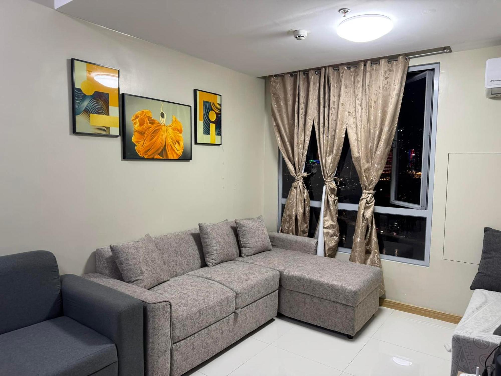 2br Tower3 Sunshine100 Pool Billiard 70 Inches Tv Karaoke * Manila