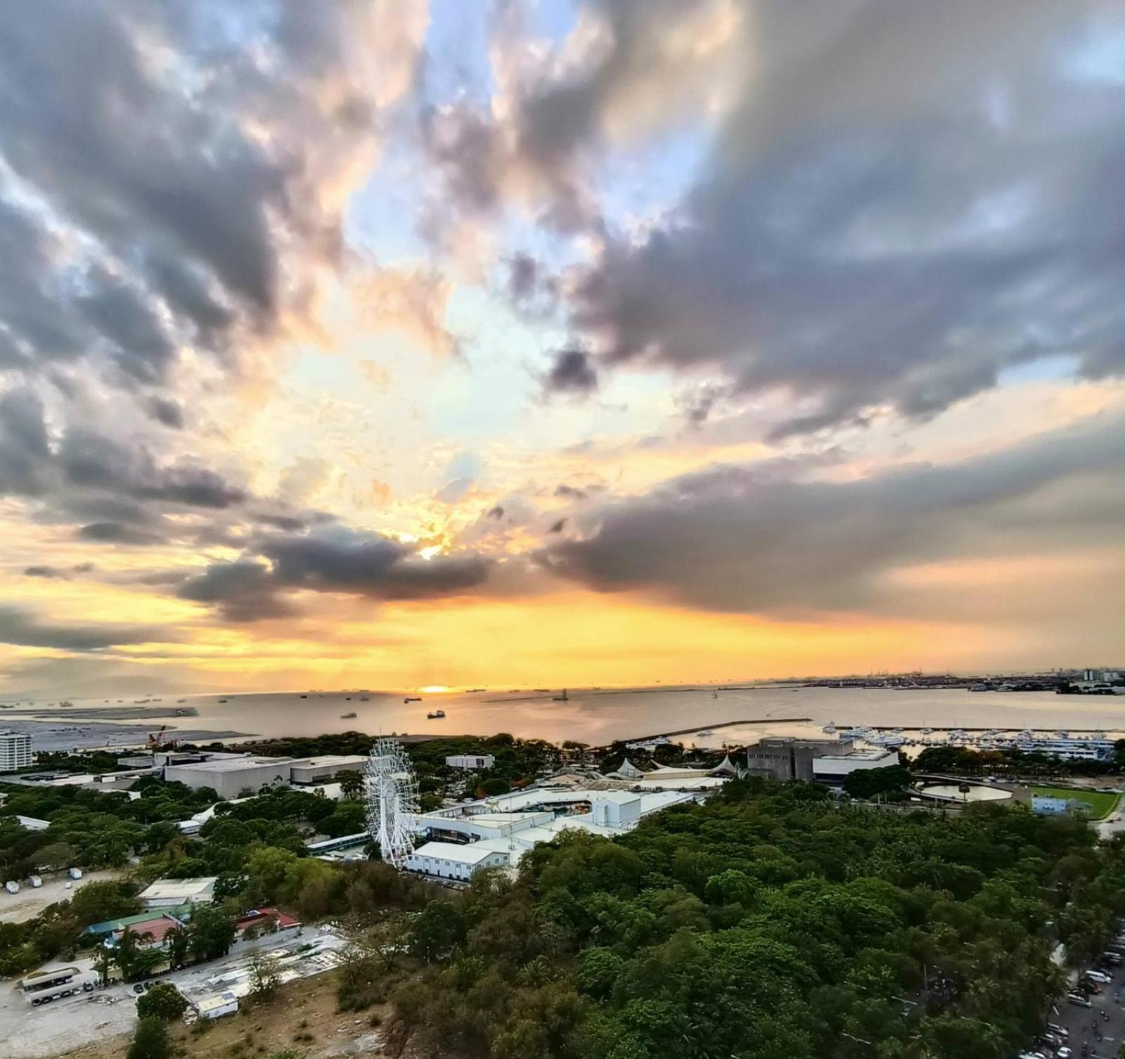 Coast Residences Manila