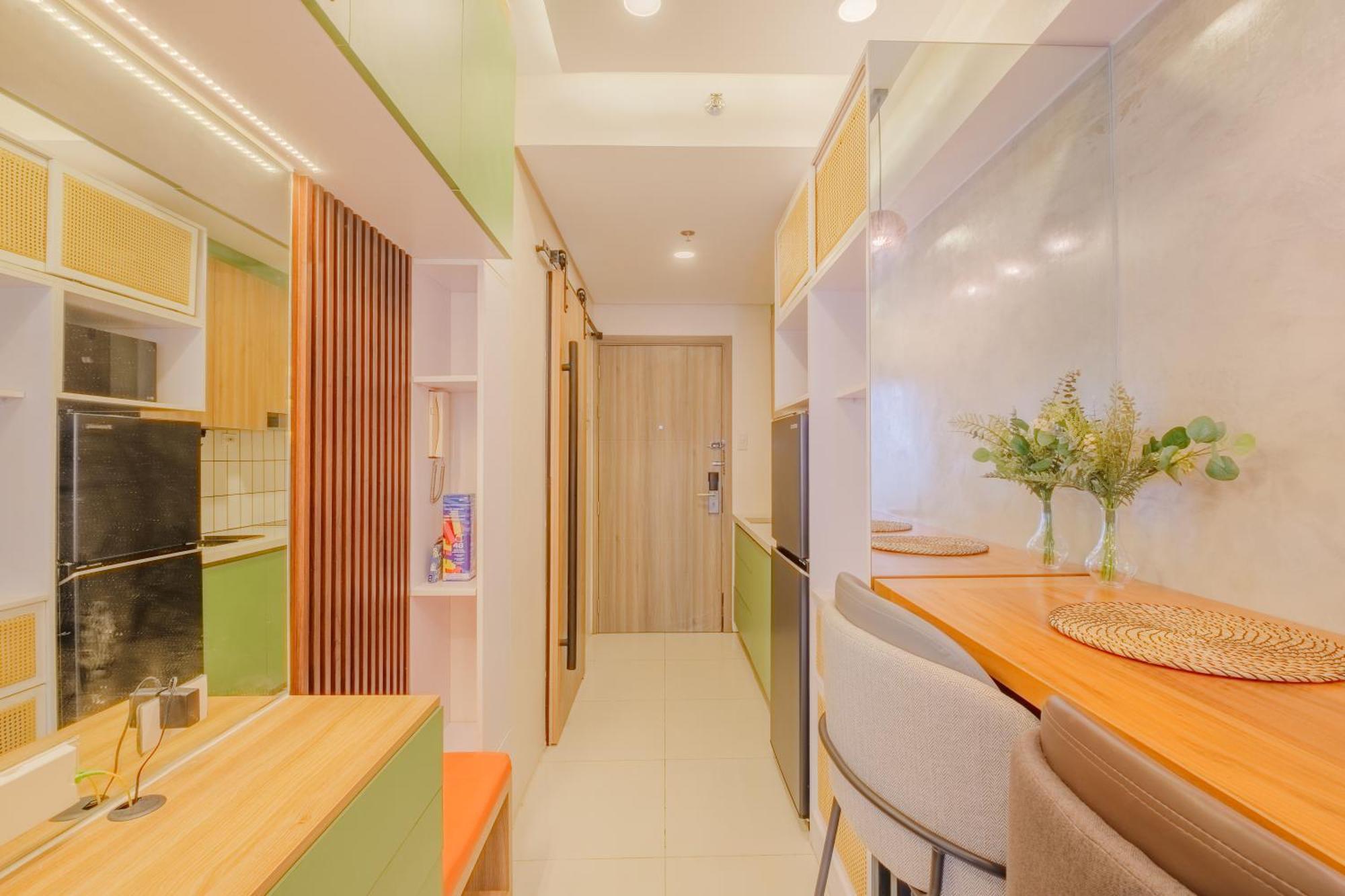 Coasis At Smdc Coast Residences