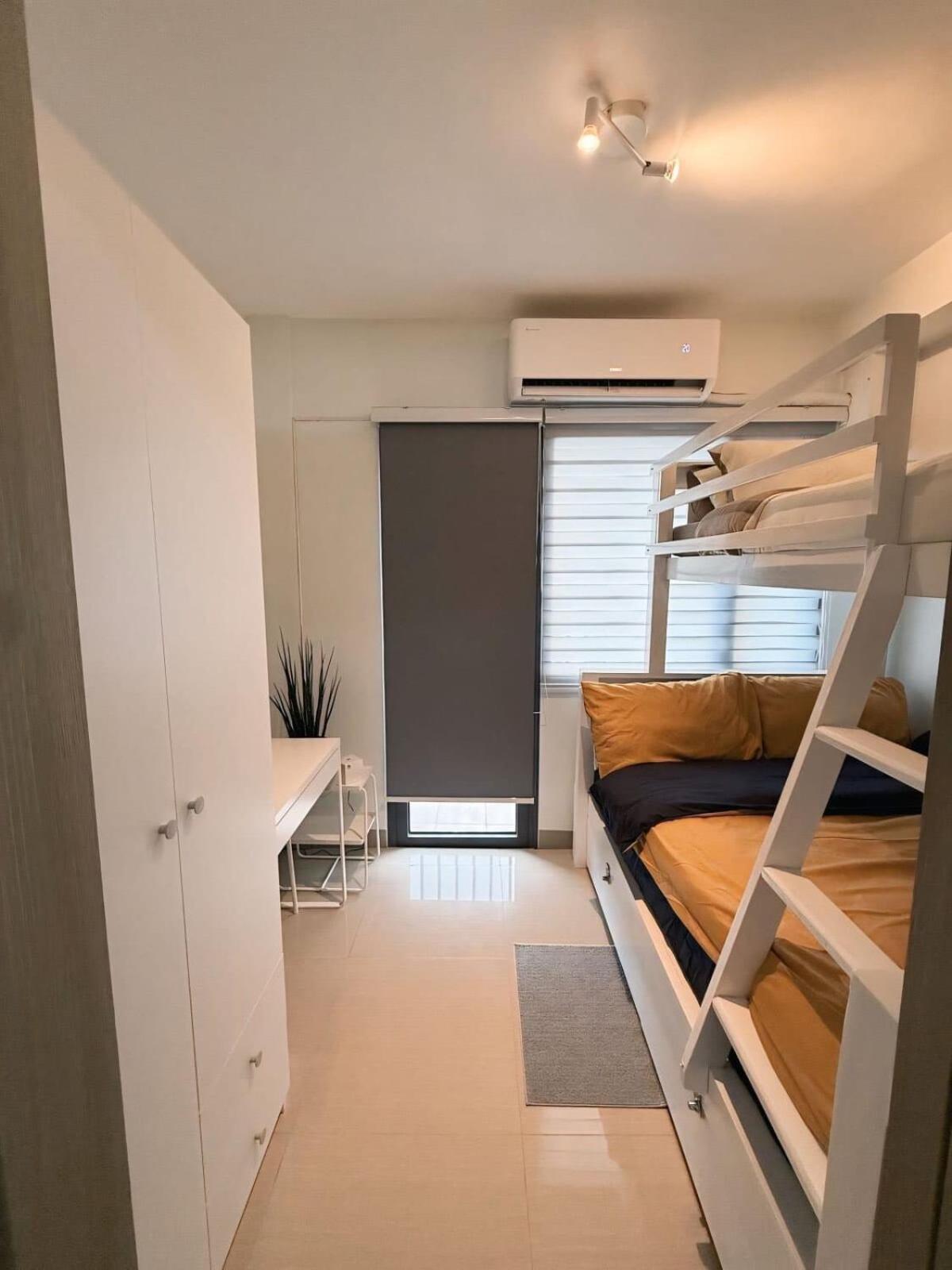 Grasya's Cozy Cove At Shore 2-family Friendly Unit Apartment *