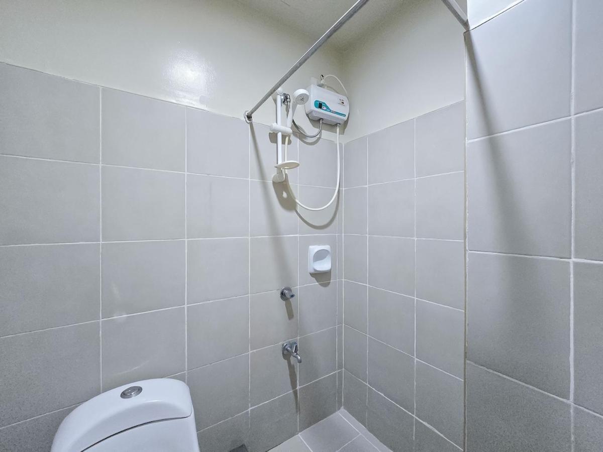 1br Condotel Ridgewood Towers Taguig #rw16 Apartment