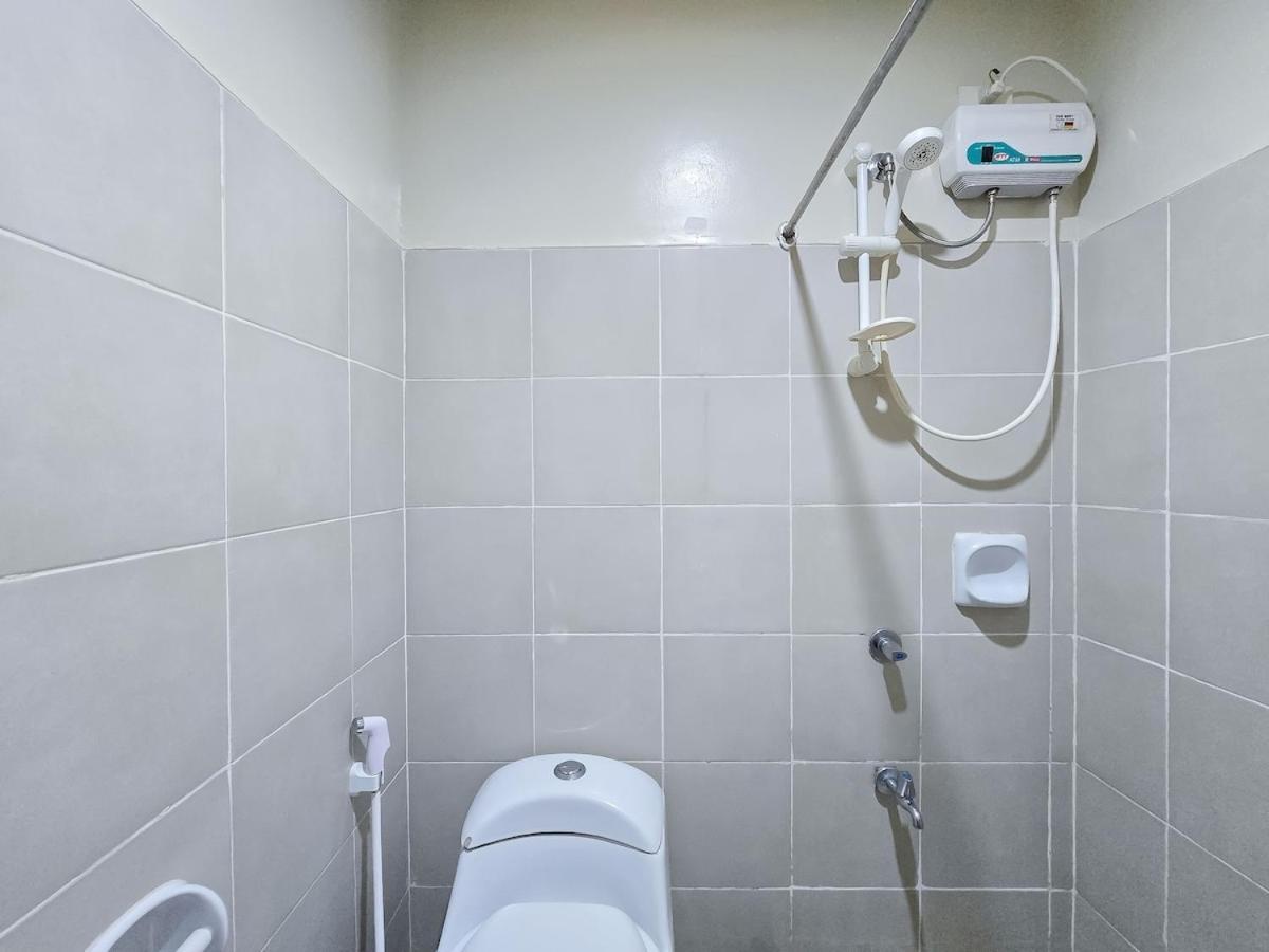 1br Condotel Ridgewood Towers Taguig #rw16 * Manila