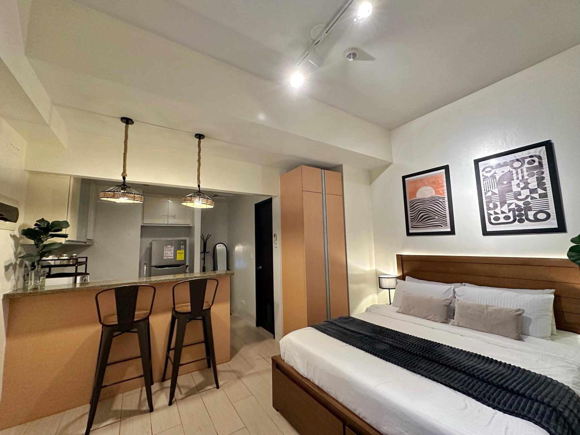 Greenbelt With Wifi, Pool And Gym Apartamento Manila