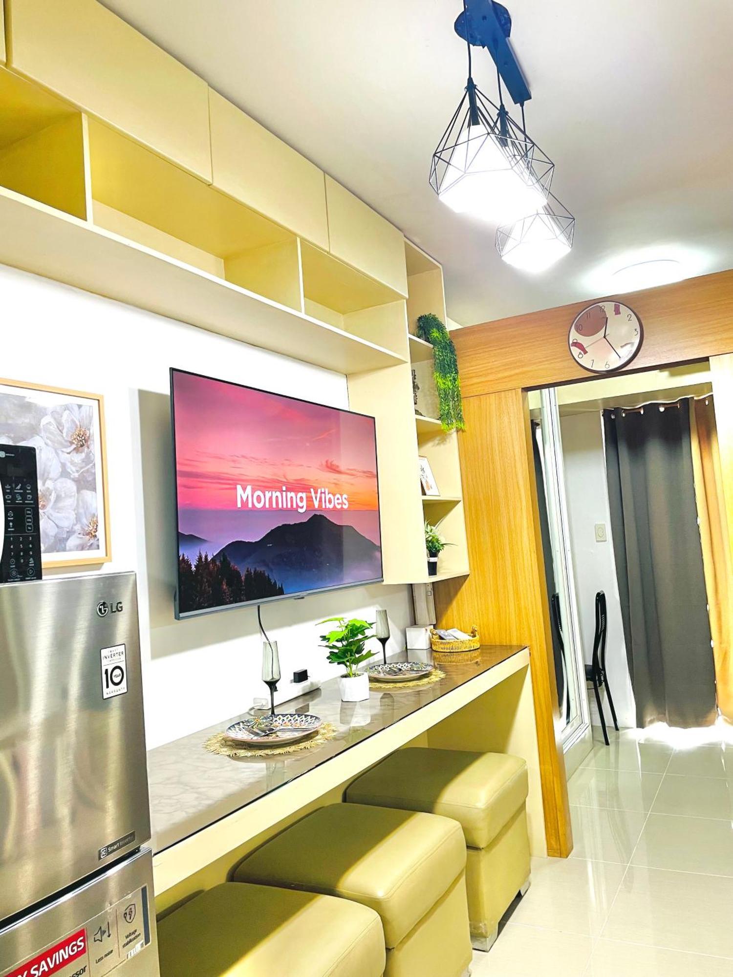 Cozy Staycation Near Naia And Moa By Aiza Manila