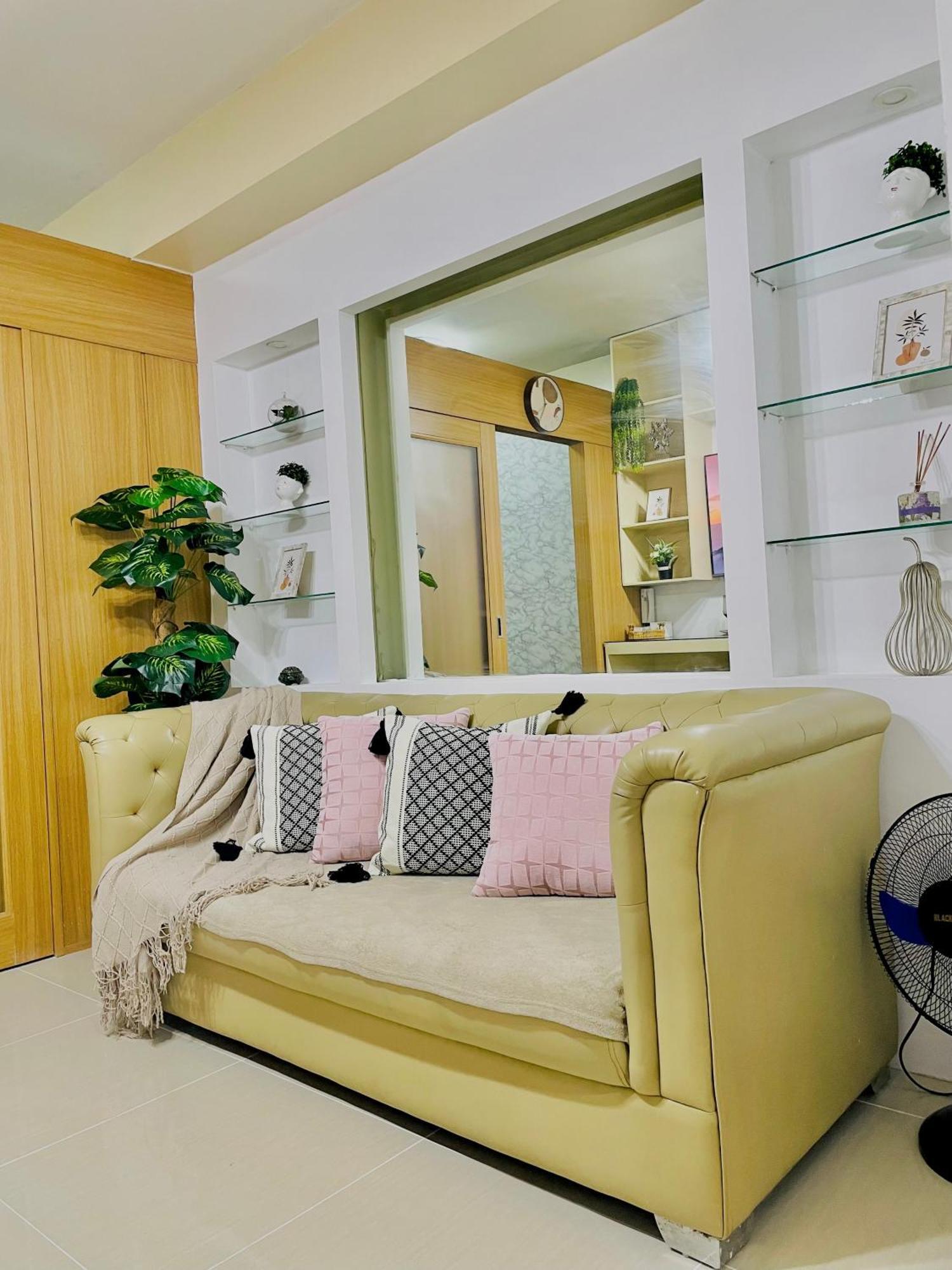 Cozy Staycation Near Naia And Moa By Aiza * Manila
