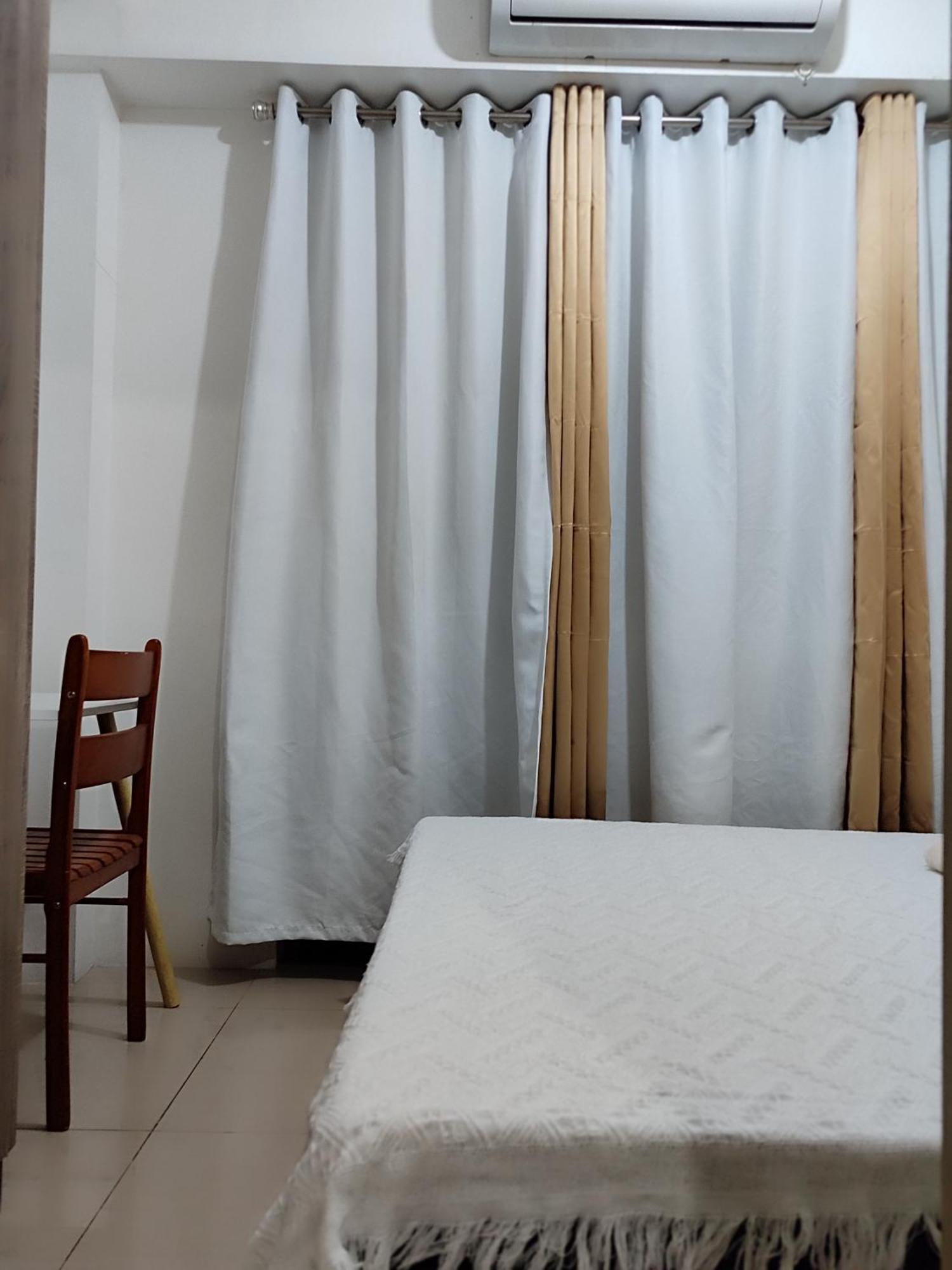 Lito's Staycation At Shore Residences Tower A Apartment