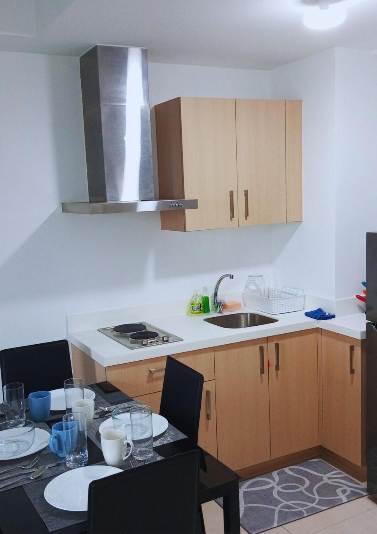Apartment The Glen View-fast Wifi, 1bedroom Unit In Qc