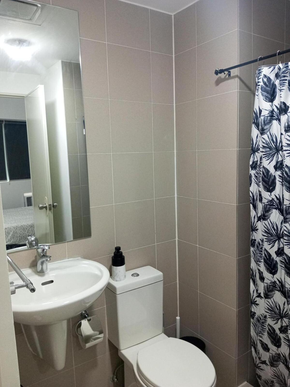 The Glen View-fast Wifi, 1bedroom Unit In Qc