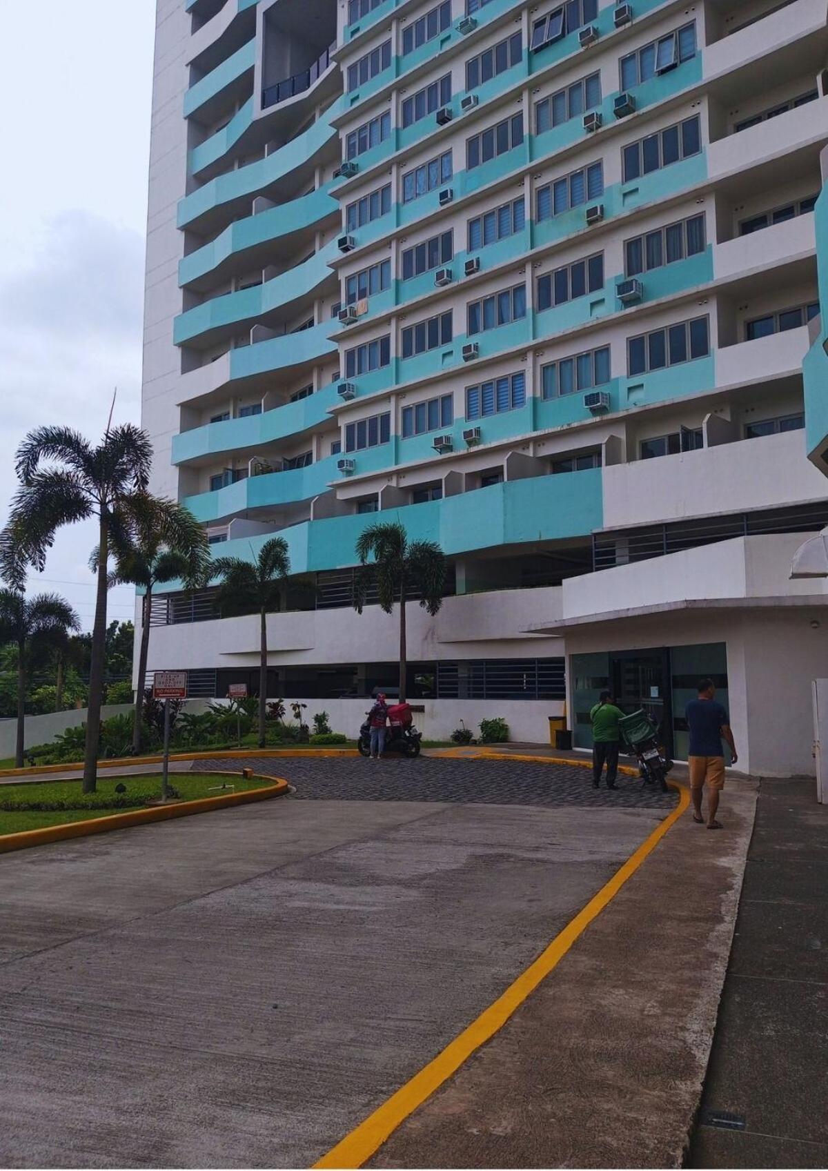 Apartment The Glen View-fast Wifi, 1bedroom Unit In Qc *