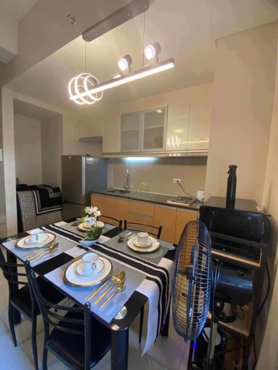 Hotel Queens Condotel At 101newport Across Naia T3 Manila