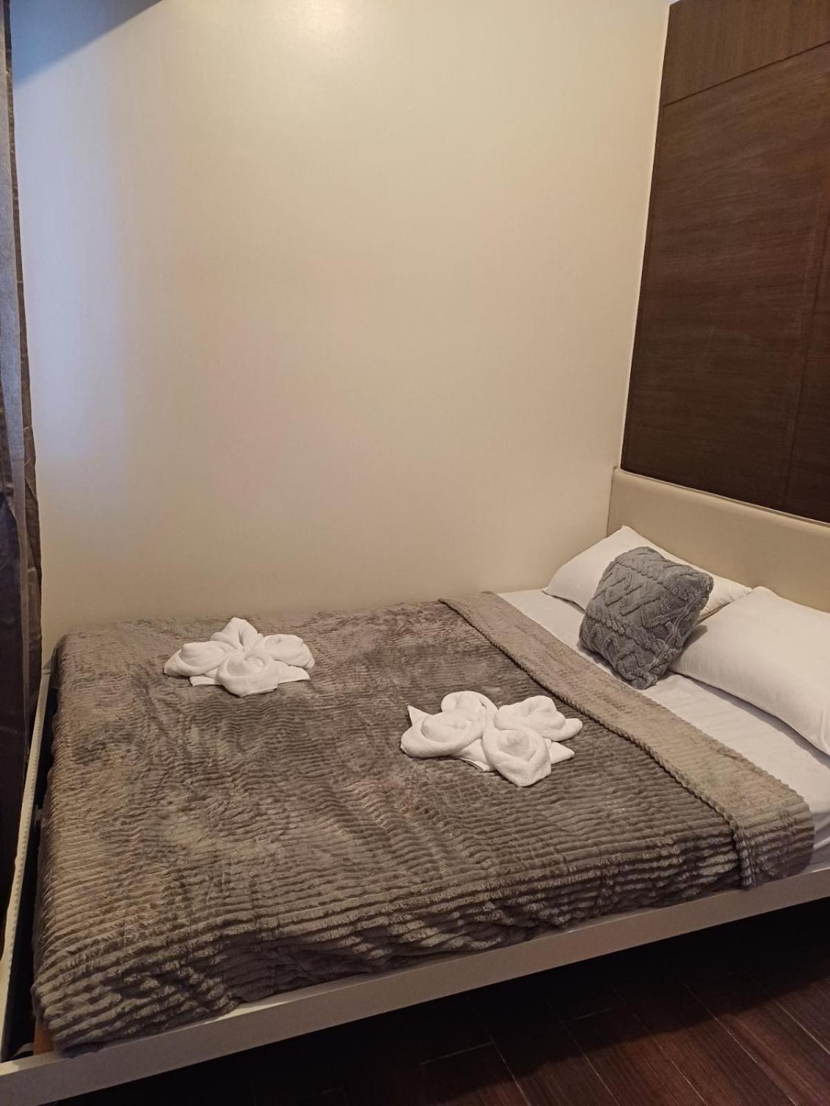 Apartment Urban Space 1br With Balcony Manila