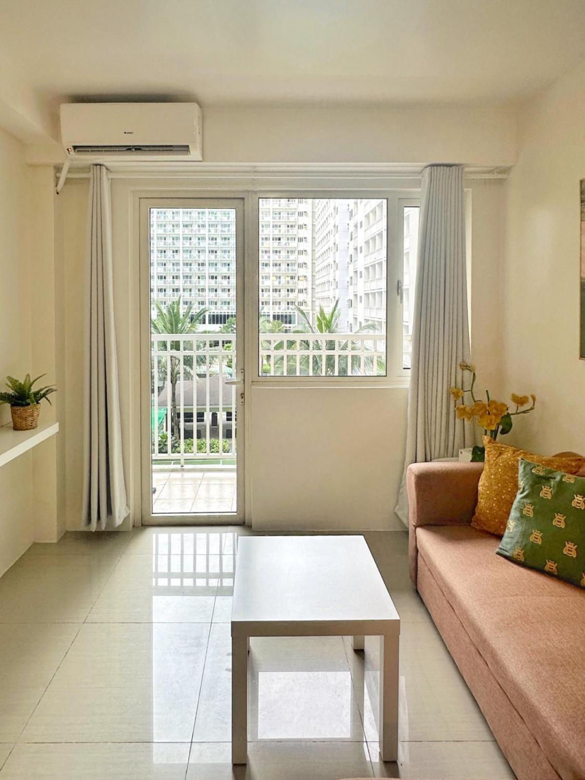 Shore Residences 2 Bedroom Near Naia Airport And Moa