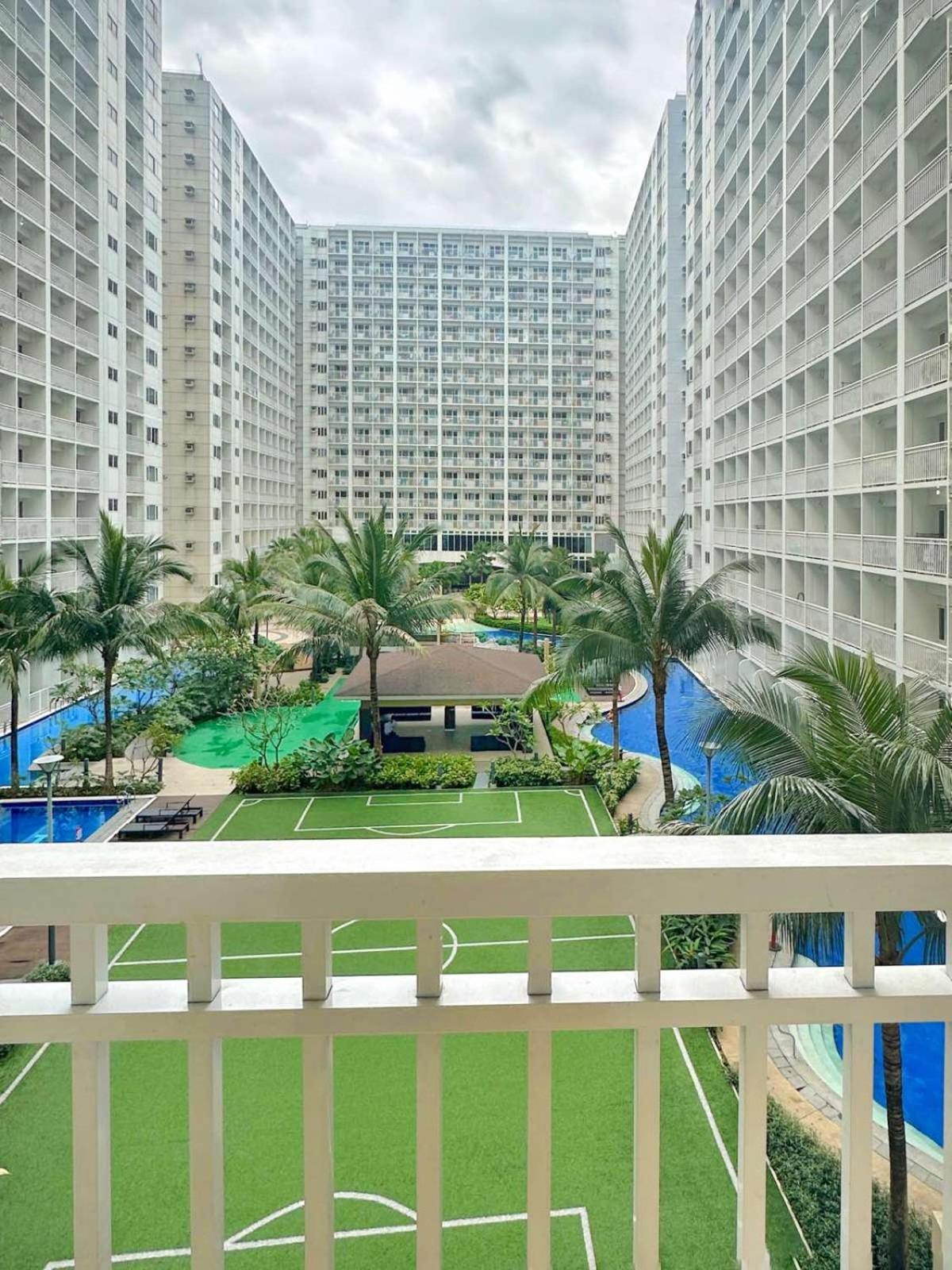 Shore Residences 2 Bedroom Near Naia Airport And Moa Aparthotel