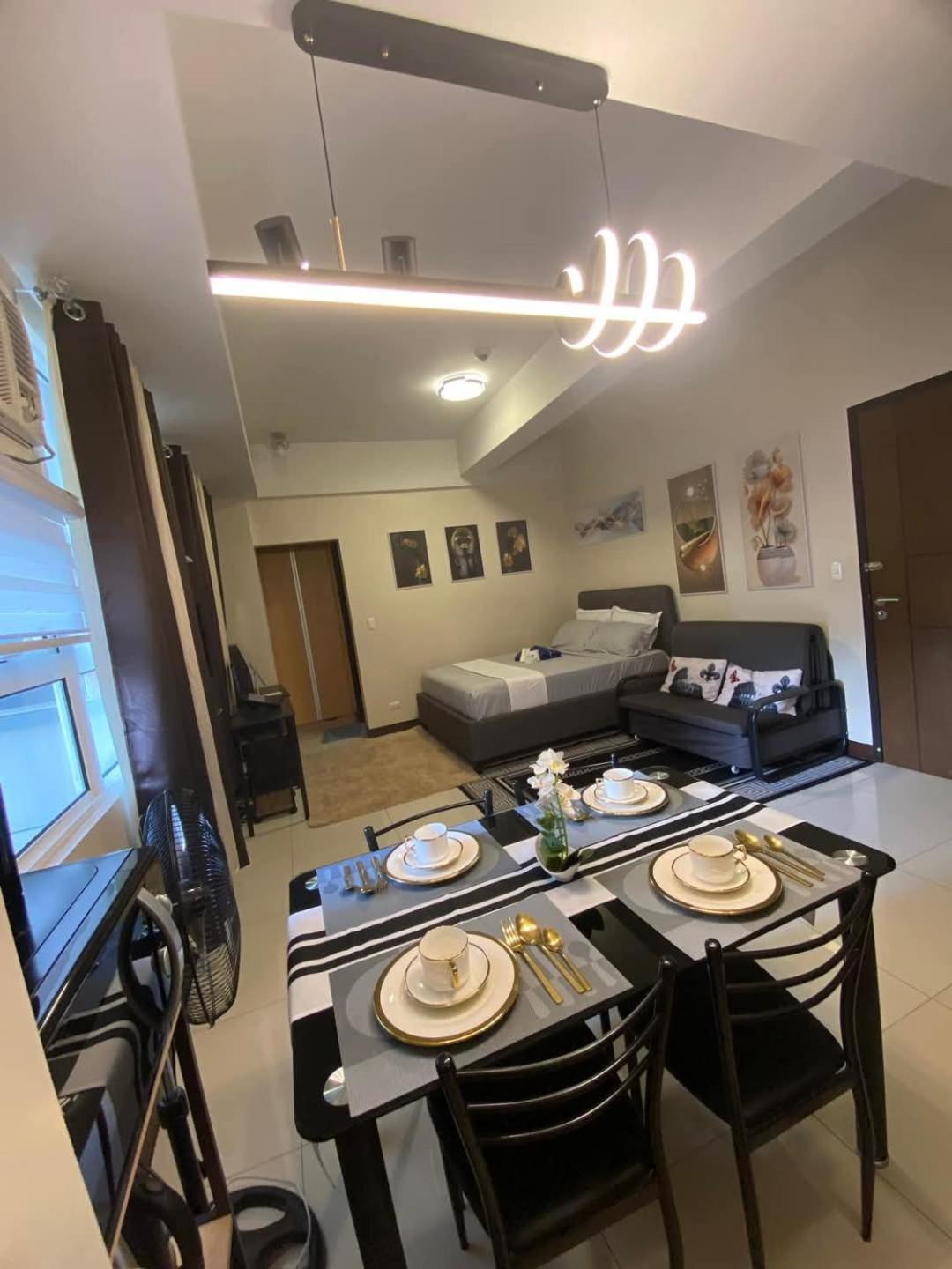 Queens Condotel At 101newport Across Naia T3 Manila