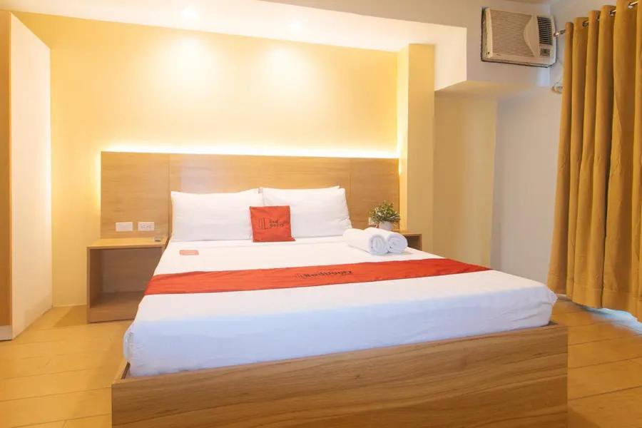 Hotel Luxelite Makati Manila
