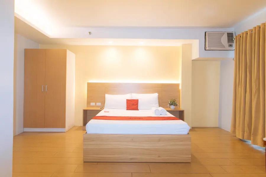 Luxelite Makati *