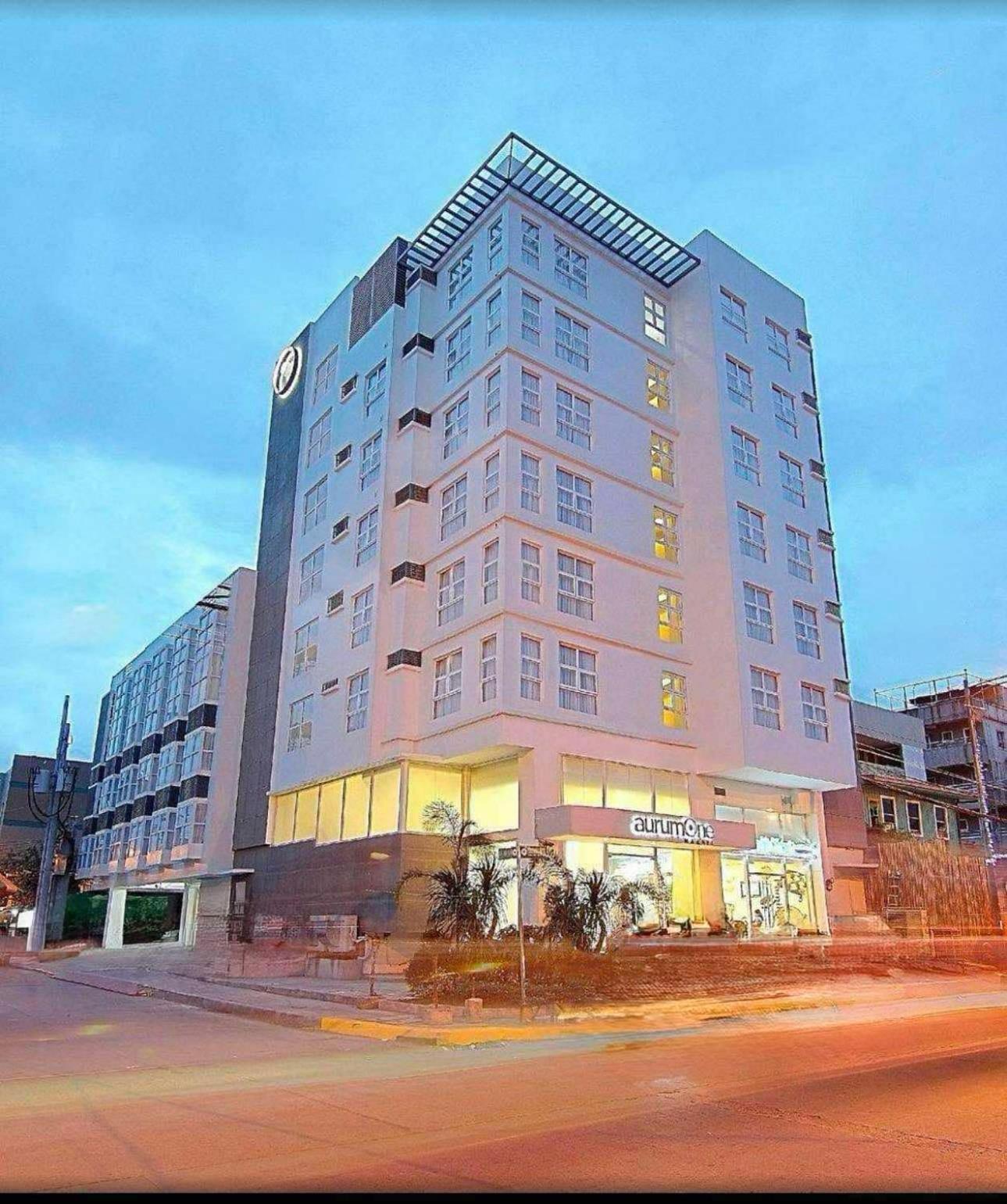Luxelite Makati Hotel Manila