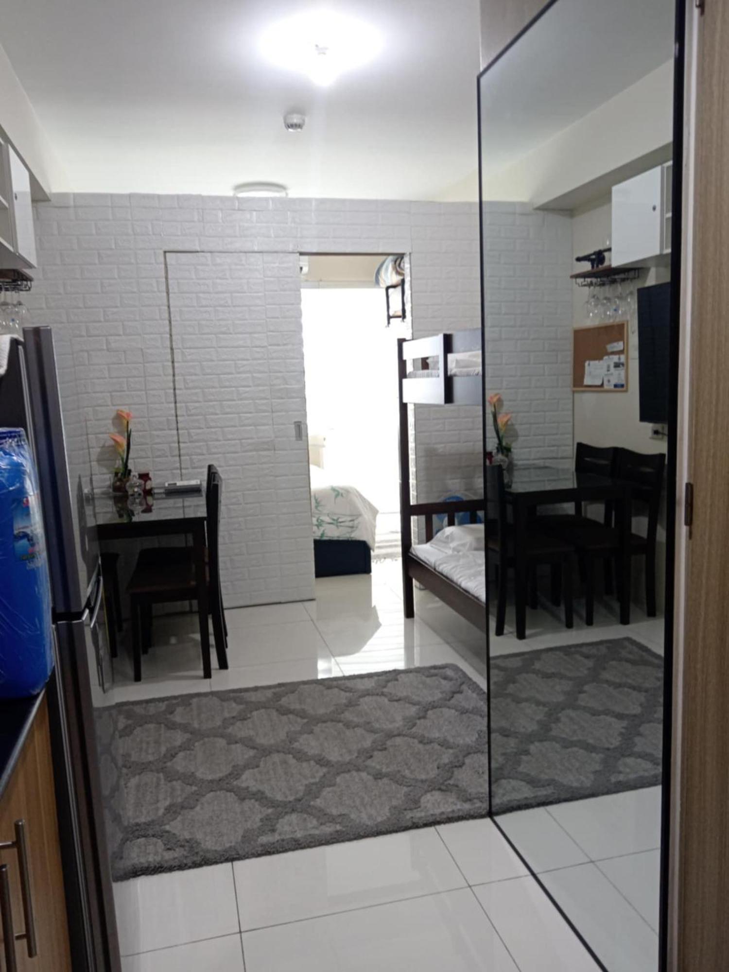 Apartment The Cupid: Comfortable Living By Awsom Phil Manila