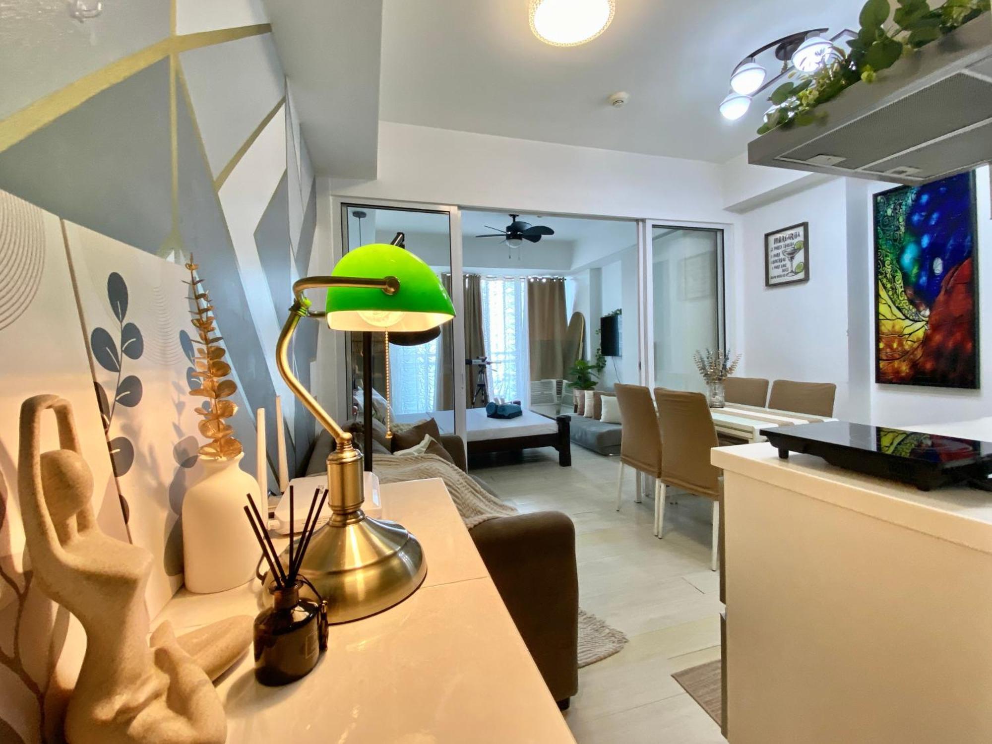 Azure Urban By Melrose Avenue Manila