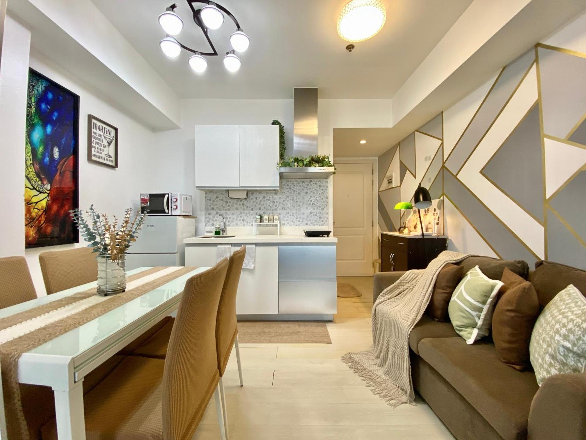 Apartment Azure Urban By Melrose Avenue