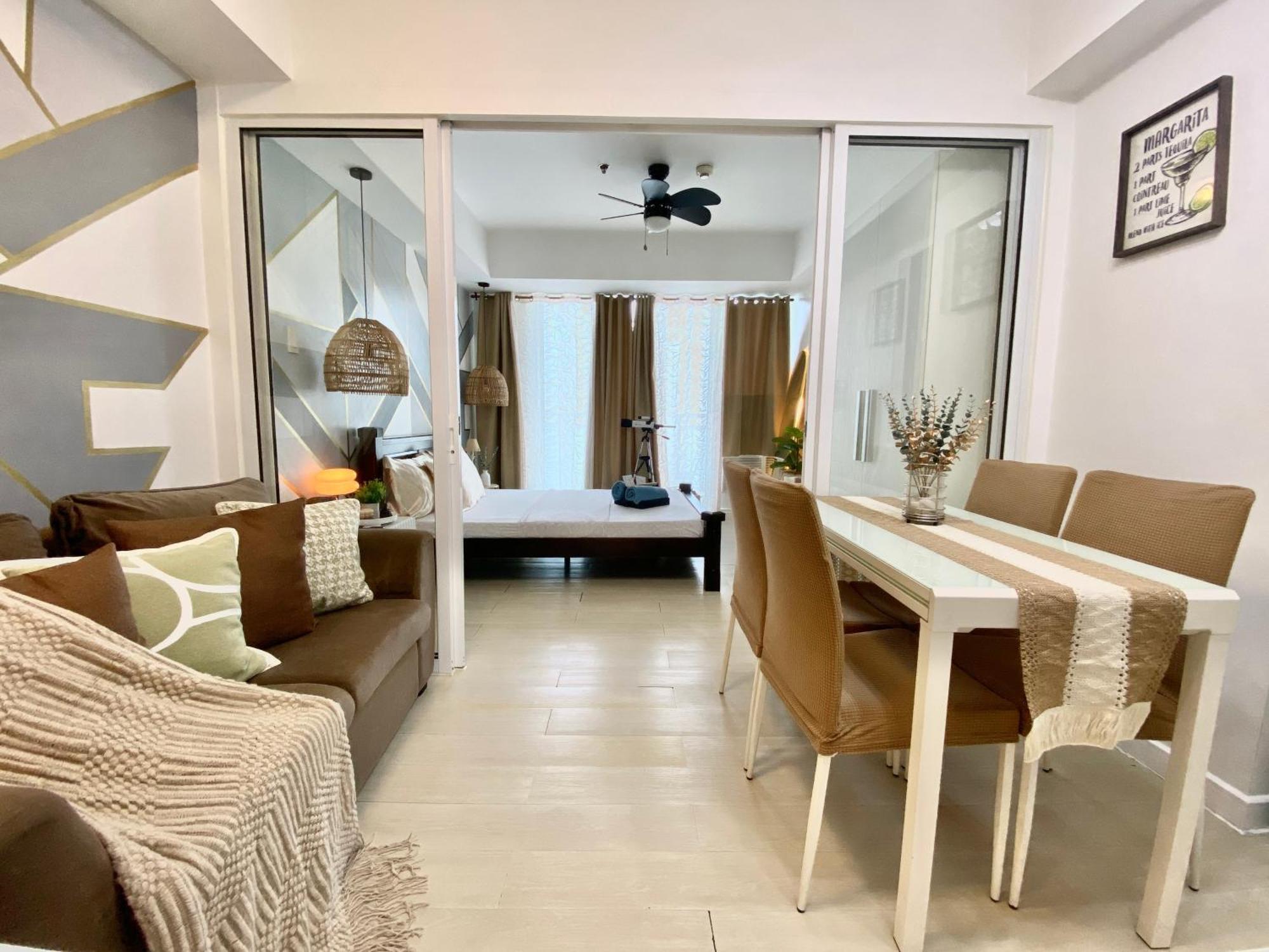 Apartment Azure Urban By Melrose Avenue Manila