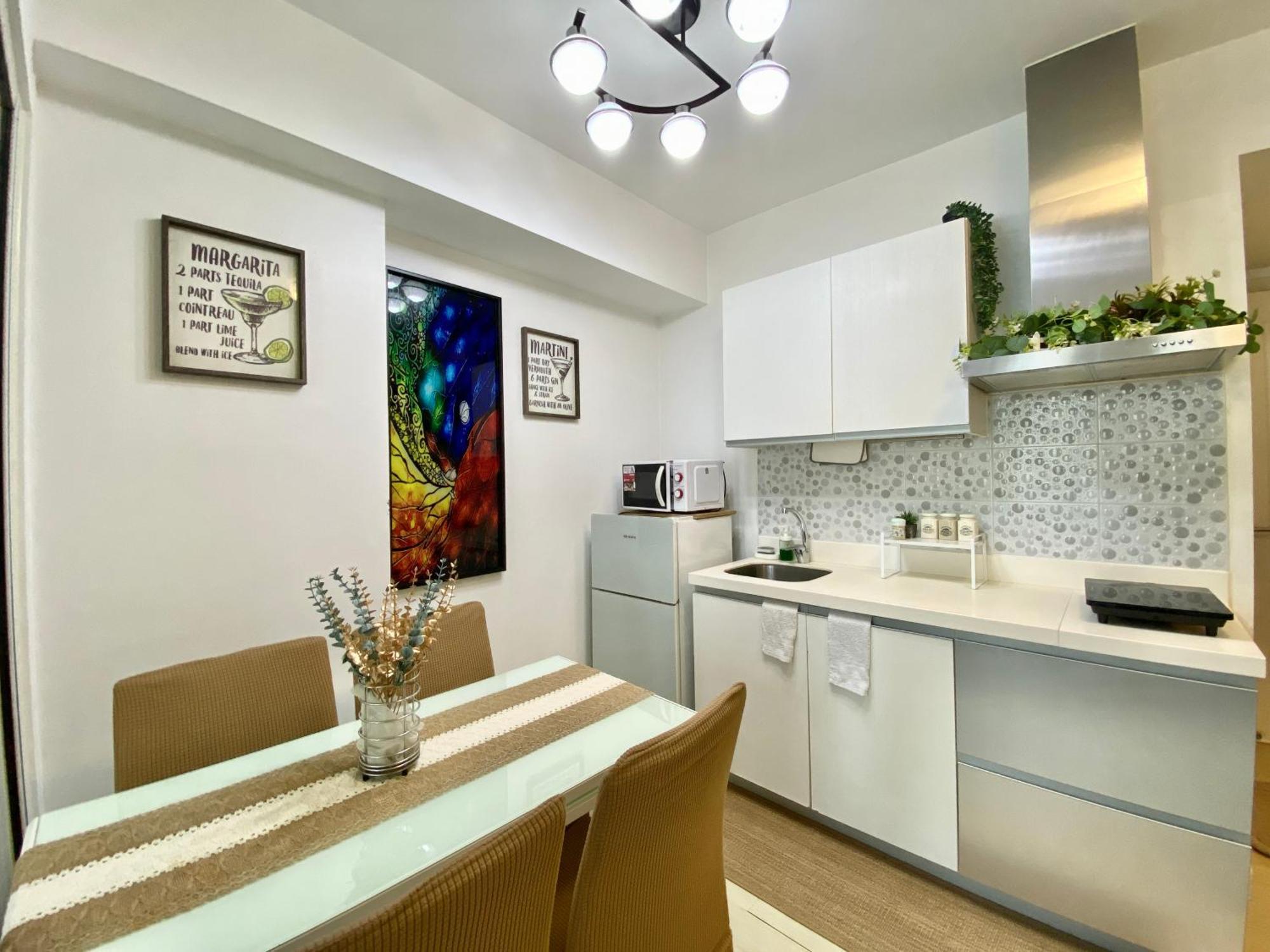 Azure Urban By Melrose Avenue Apartment Manila
