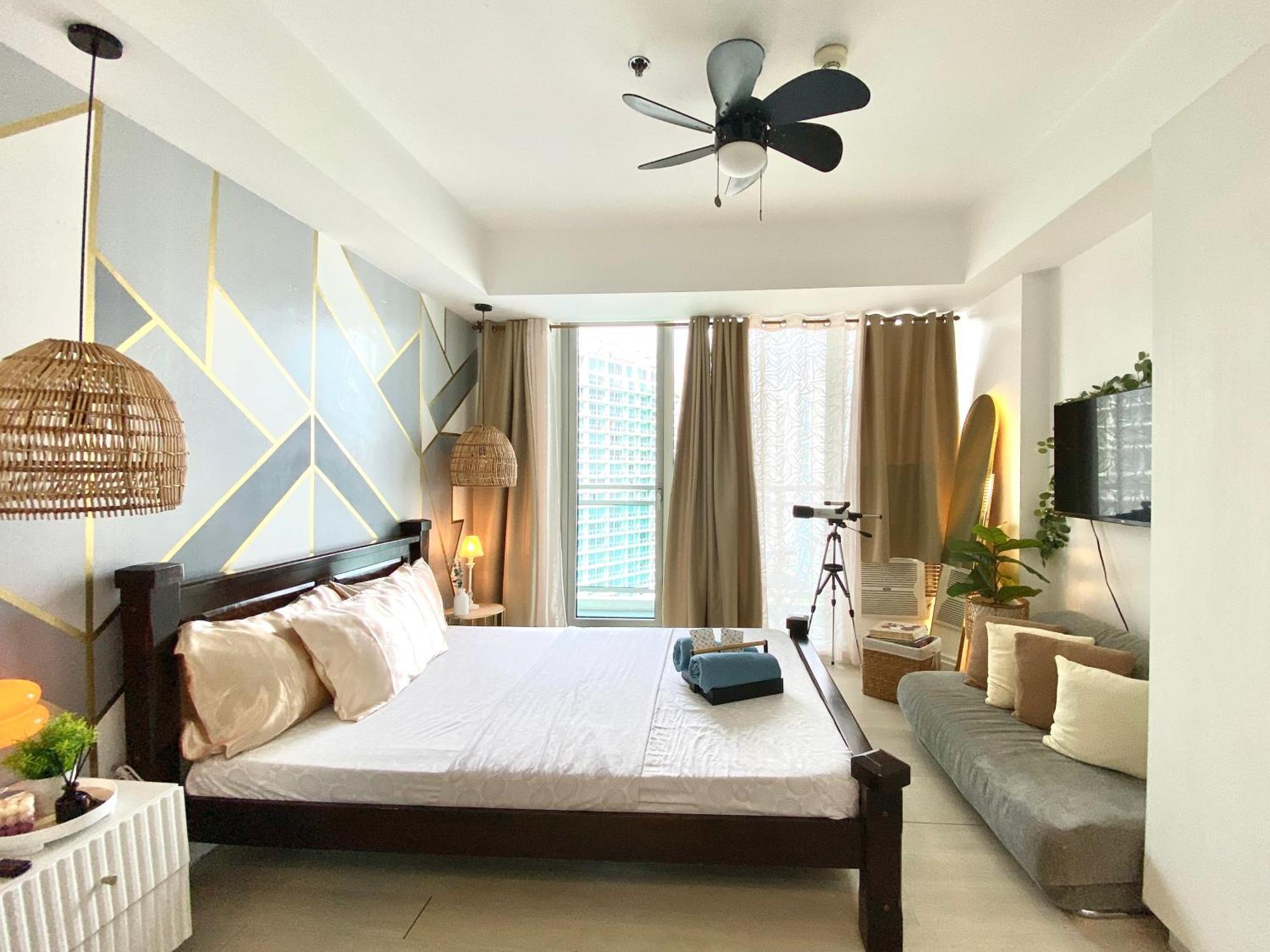 Azure Urban By Melrose Avenue Apartment