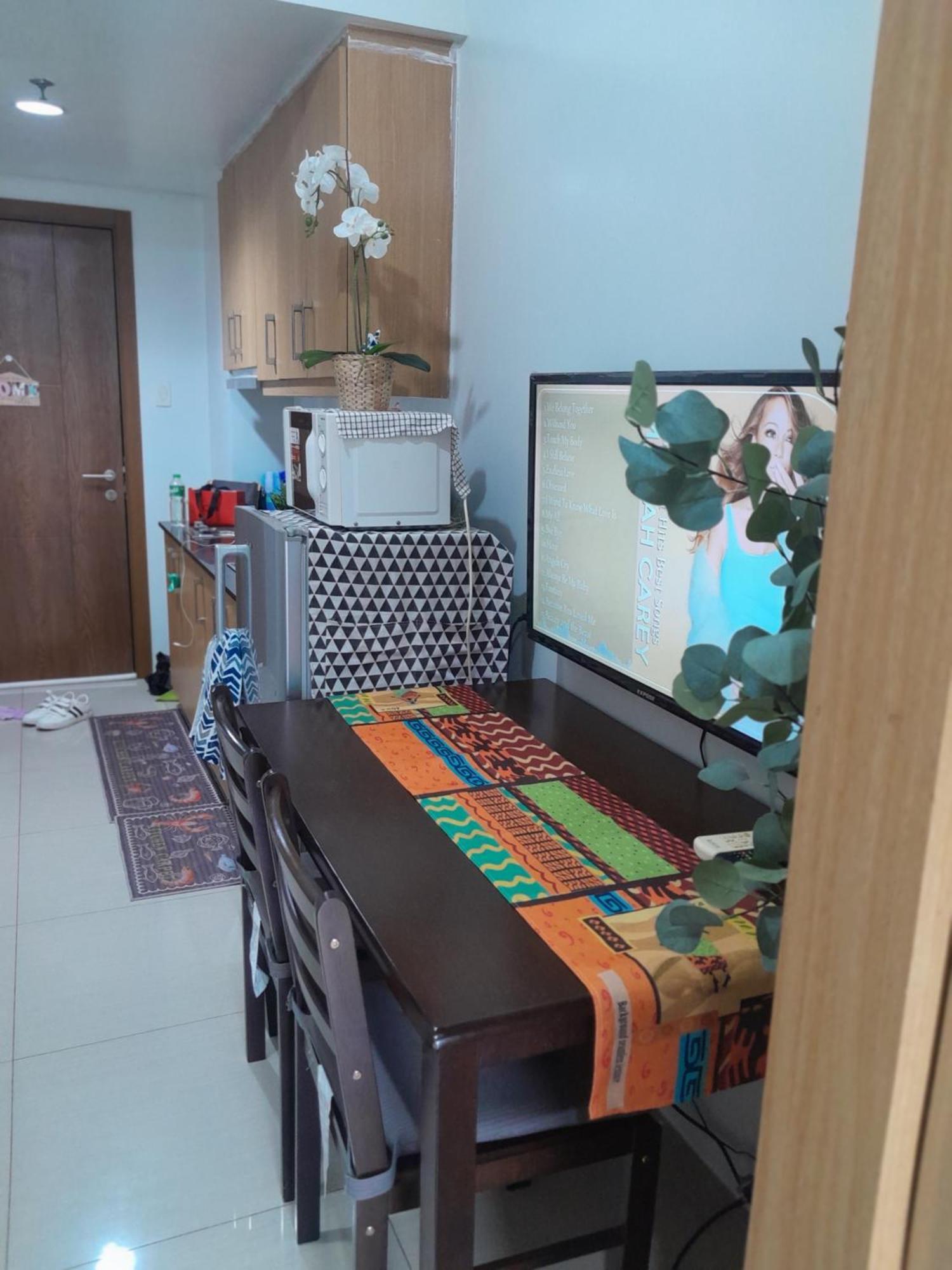 Dash Shell Residences Hostel Manila