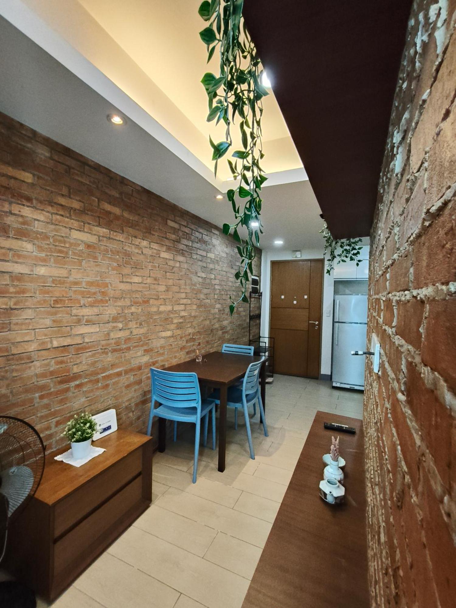 Hotel Across Airport 7d By Ldn