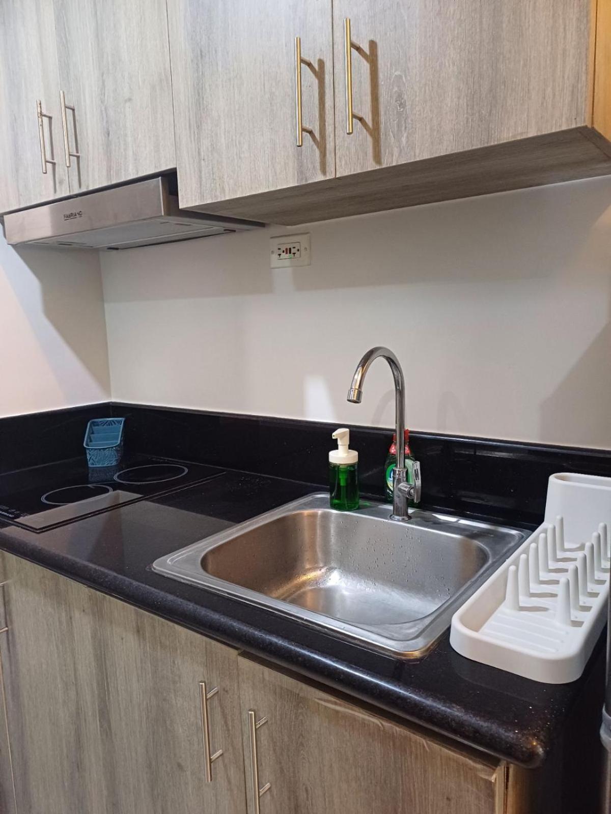 Apartment Cozy And Comfortable 1bedroom At Coast Residences