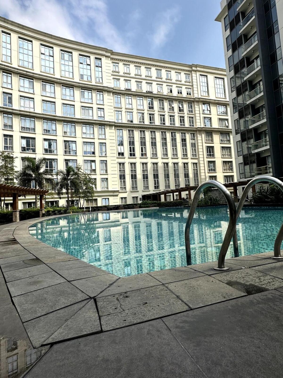 Aparthotel Perfect Summer Stay! Free Pool Near Airport Manila