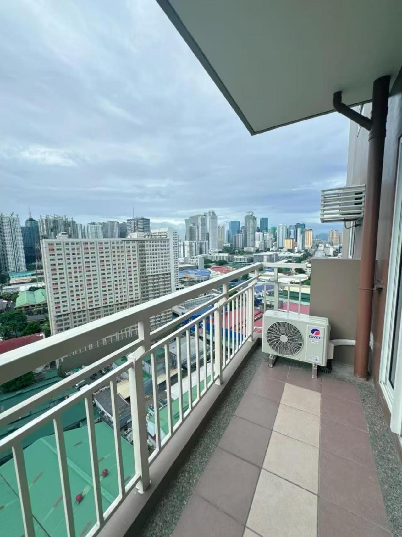 Brixton Place Aparthotel Manila