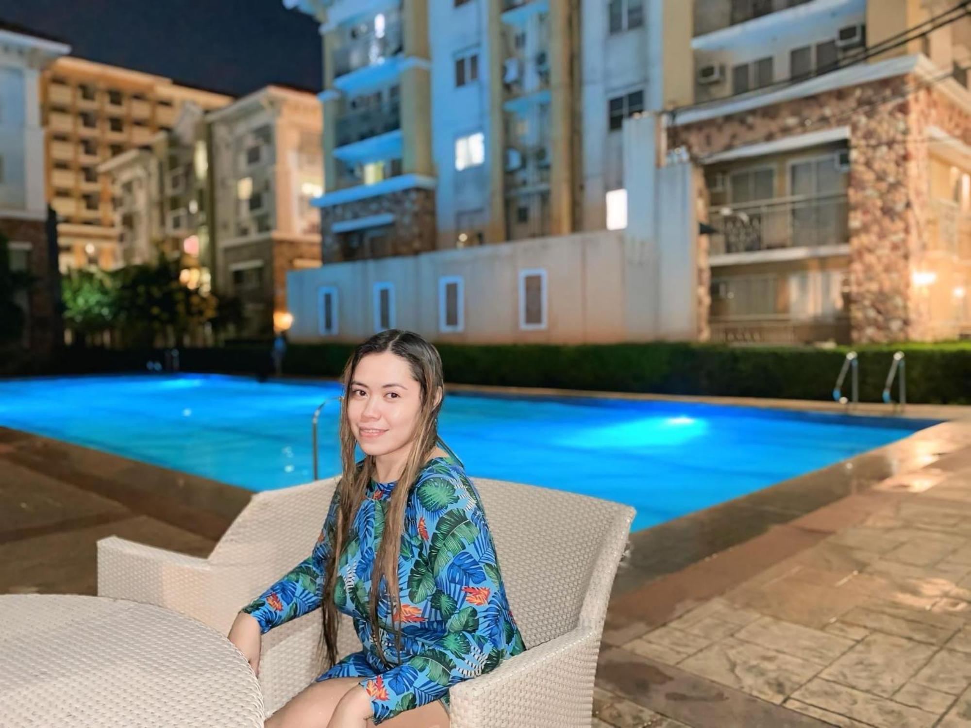 Aparthotel Feels Like Homie Staycation In Pasig *