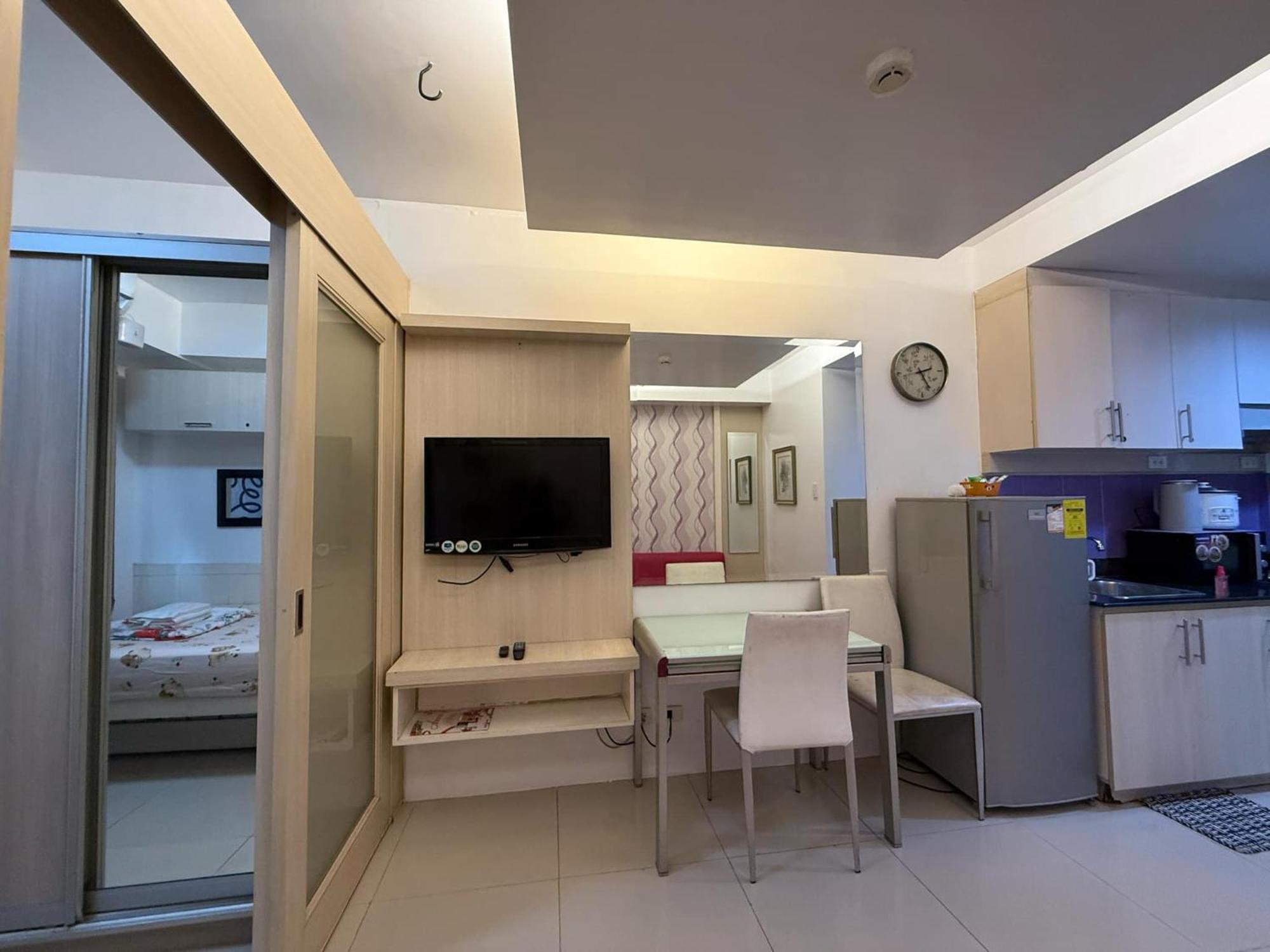 Sea Residences Moa Pasay - Rose Staycation *