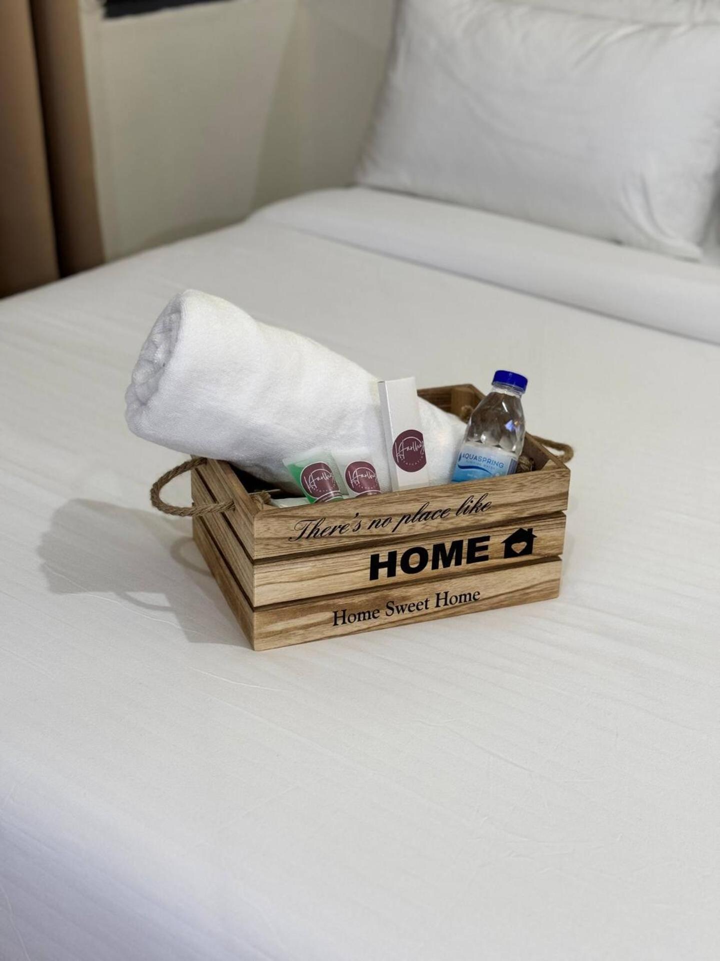 Perfect Summer Stay! Free Pool Near Airport Aparthotel Manila