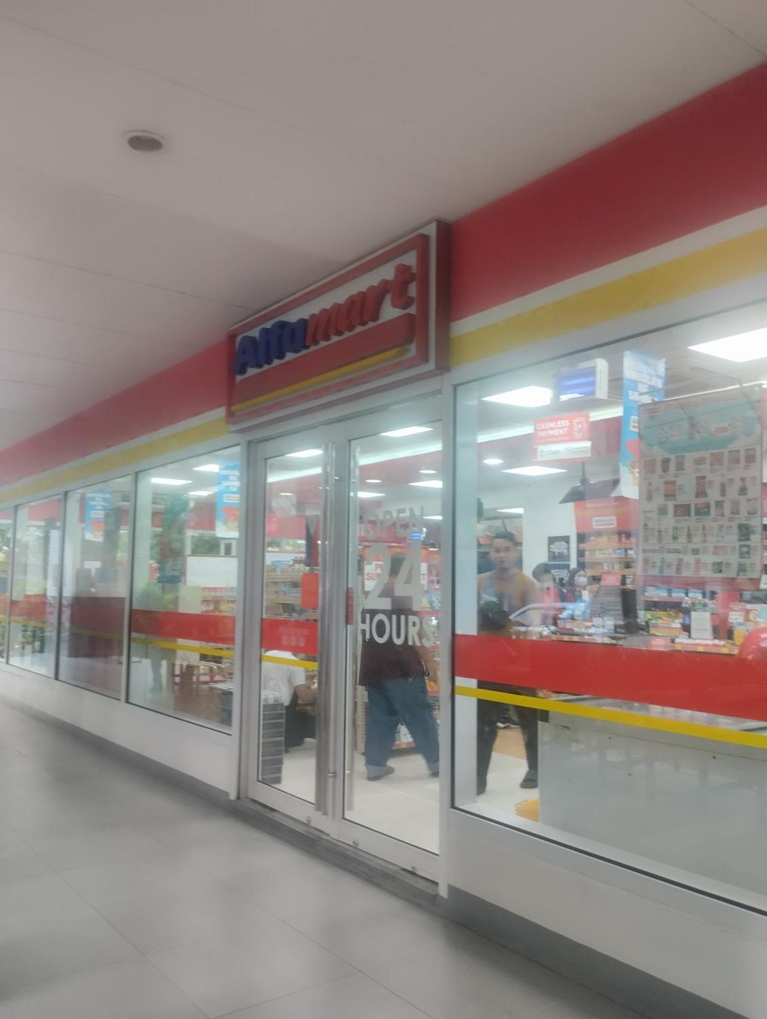 Staycation At Mall Of -tess Ualat Manila