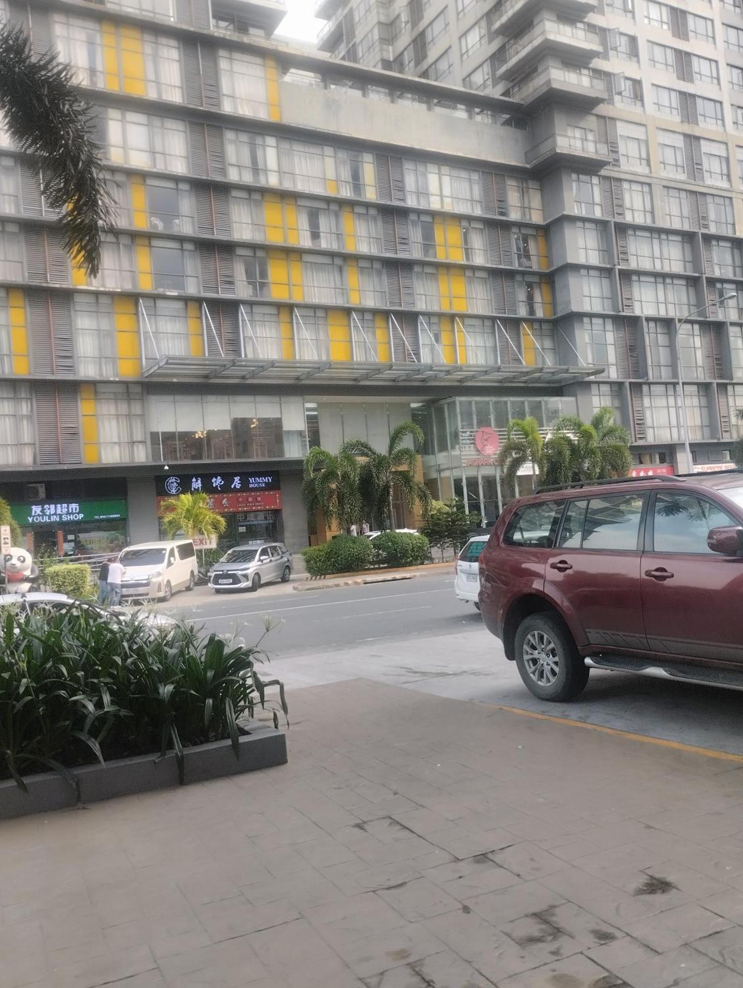 Staycation At Mall Of -tess Ualat Manila