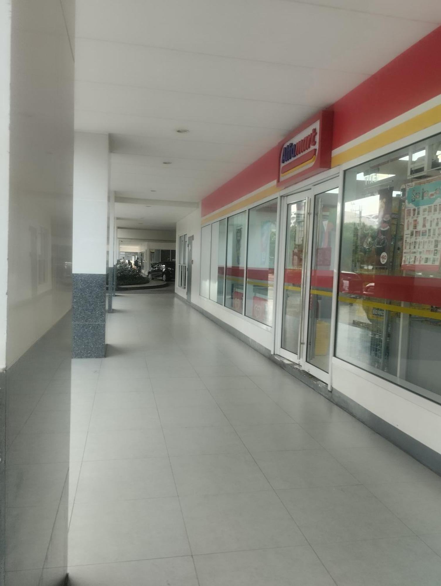 Hotel Staycation At Mall Of -tess Ualat Manila