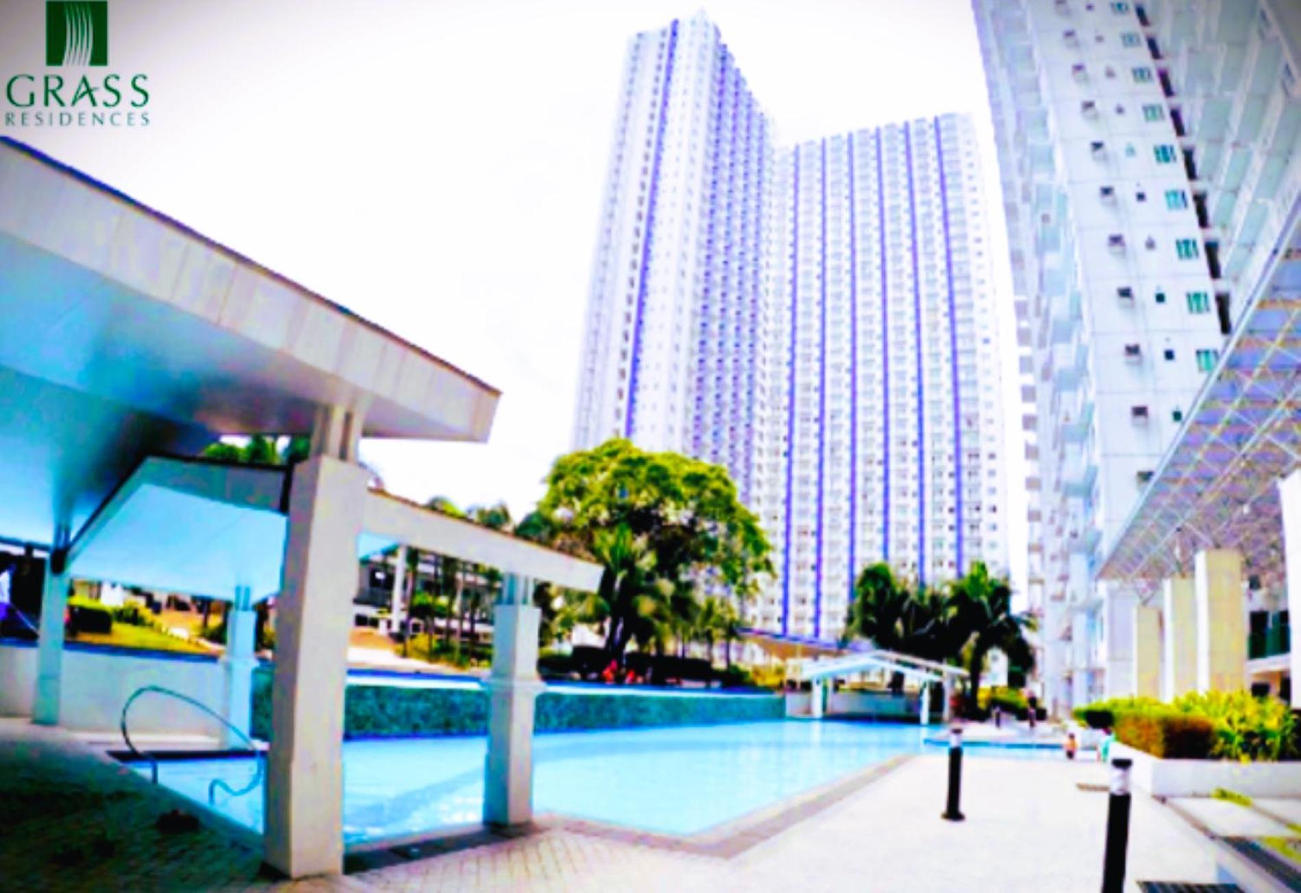 Grass Residences Malls Pools & Gardens Sm North Qc Mla Manila