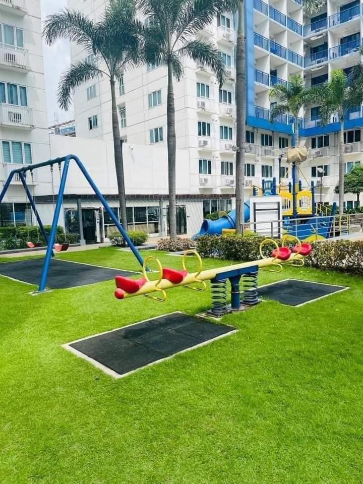 Apartment 2 Bedroom In Sea Residences Manila