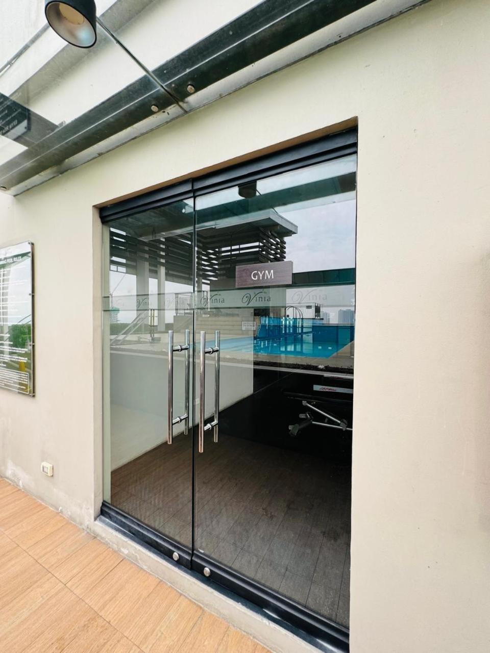 Vinia Infinity 4 Near Malls And Mrt Station Apartment
